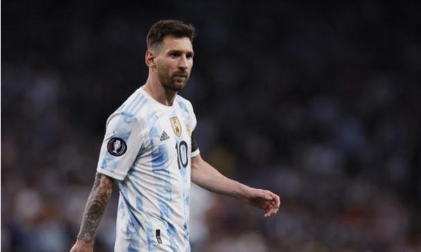 墨镜一摘，人设崩！录音实锤太劲爆，法院见！